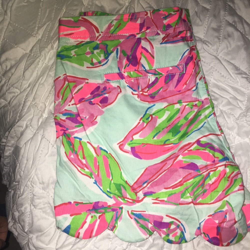 Lilly Pulitzer Buttercup Shorts!